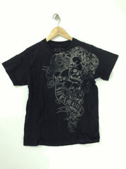 Black T-shirt