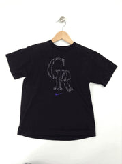 Black T-shirt