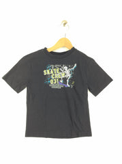 Black T-shirt