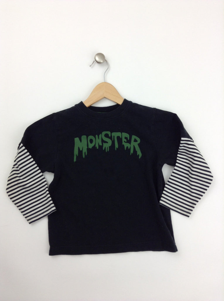 Black T-shirt