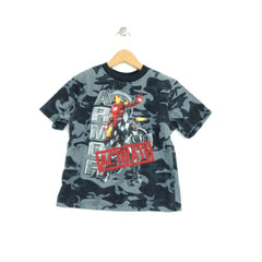 Black T-shirt