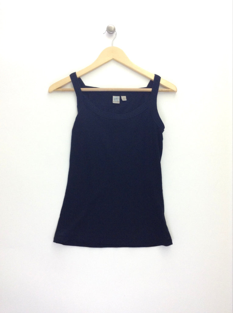 Black Tank
