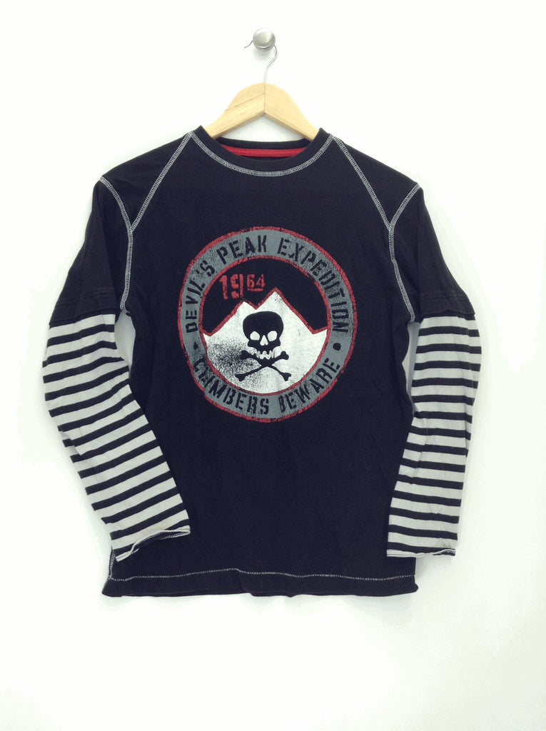 Black T-shirt