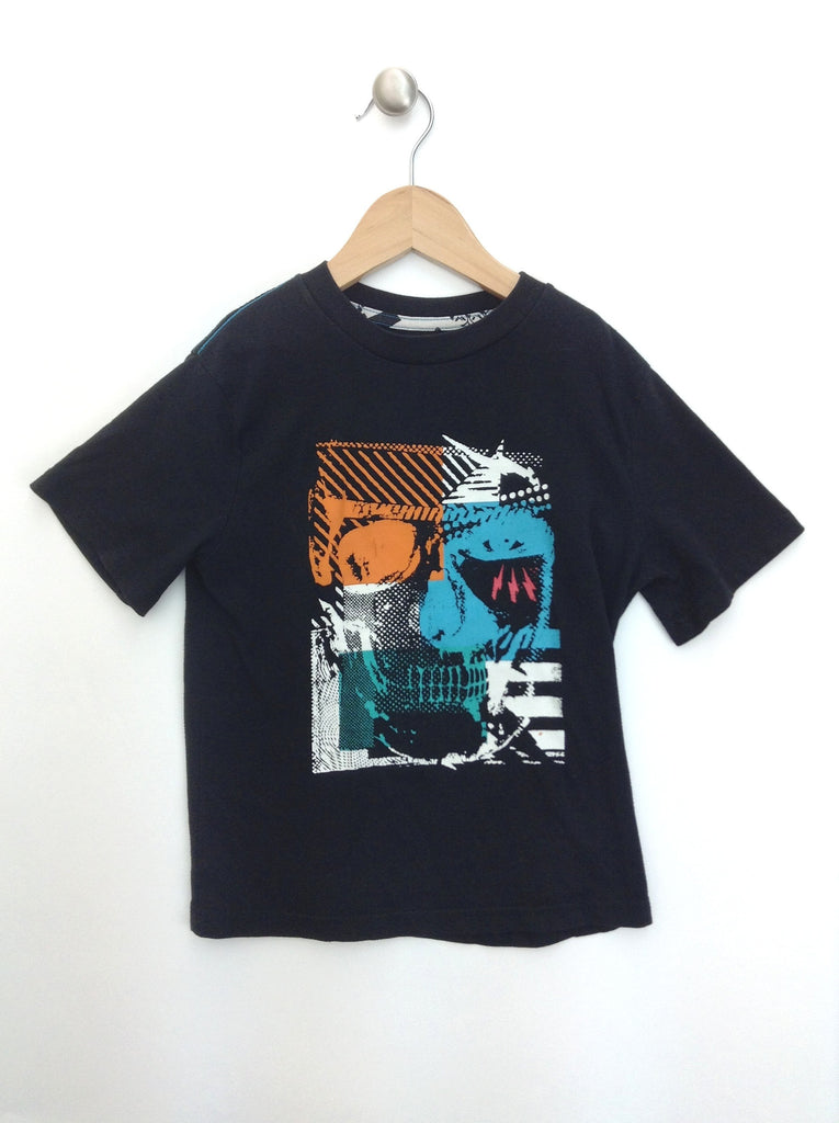 Black T-shirt