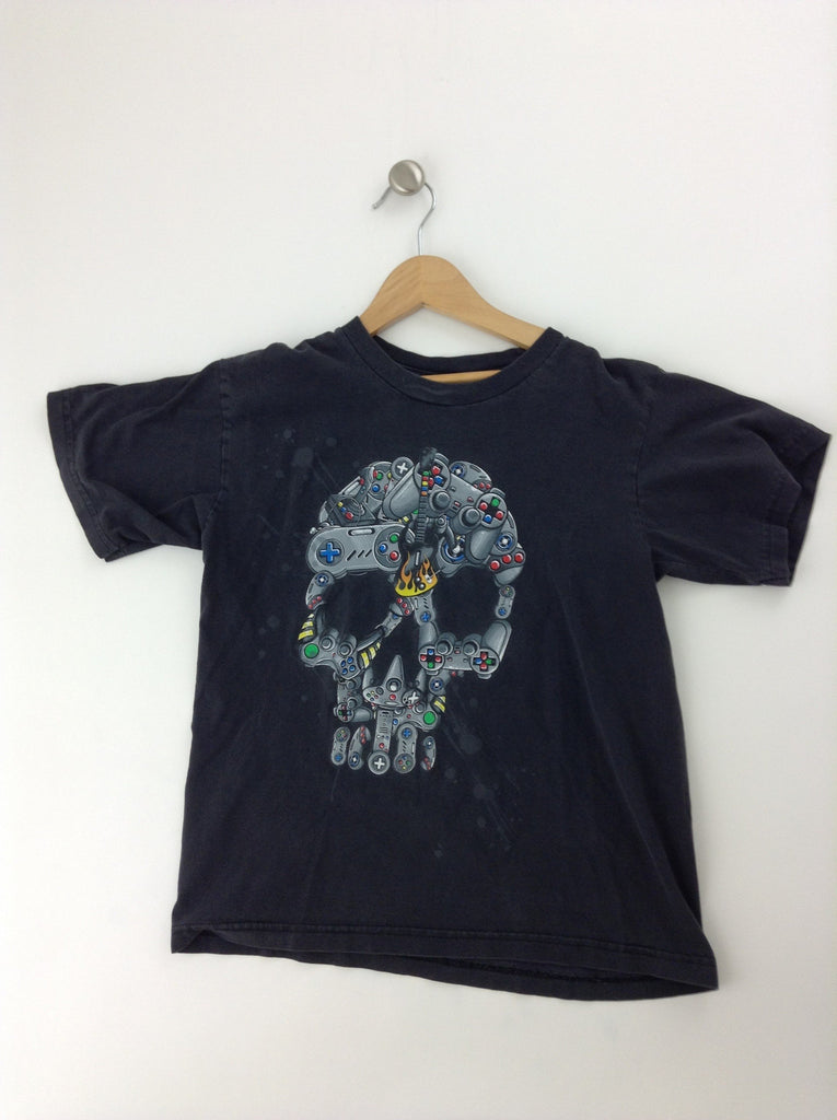 Black T-shirt