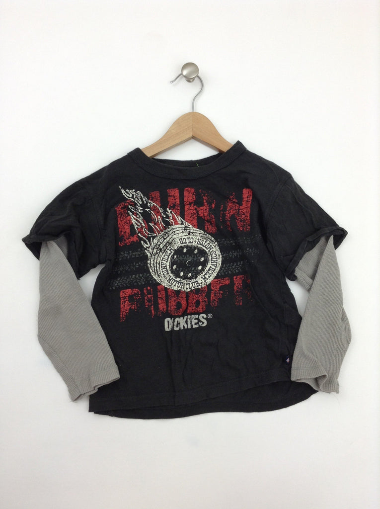 Black T-shirt
