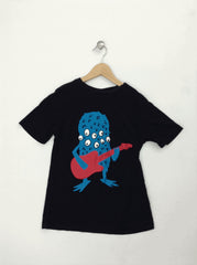 Black T-shirt
