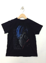 Black T-shirt