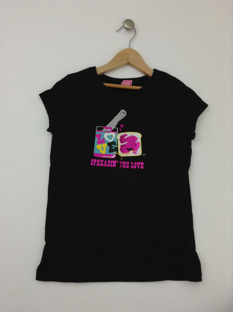 Black T-shirt