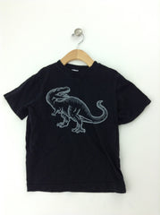 Black T-shirt