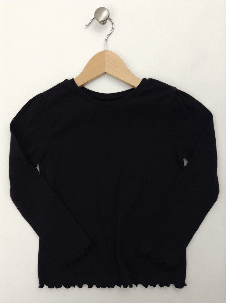 Black T-shirt