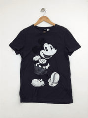 Black T-shirt