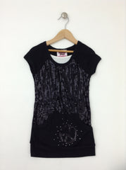 Black T-shirt