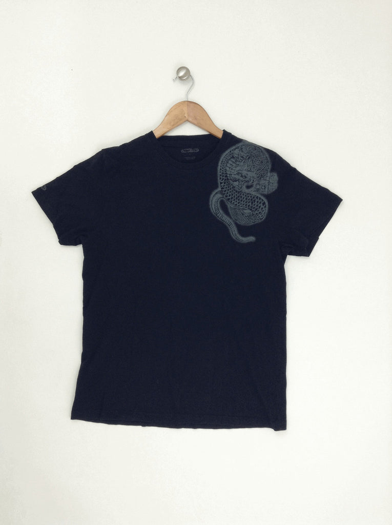 Black T-shirt