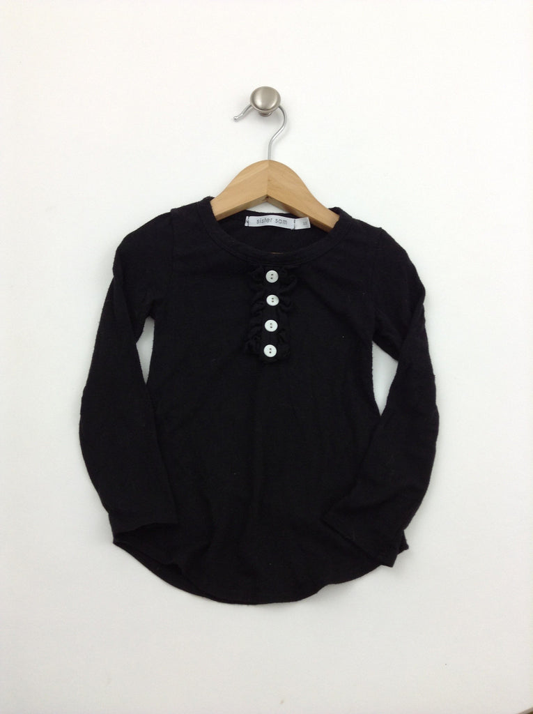 Black T-shirt
