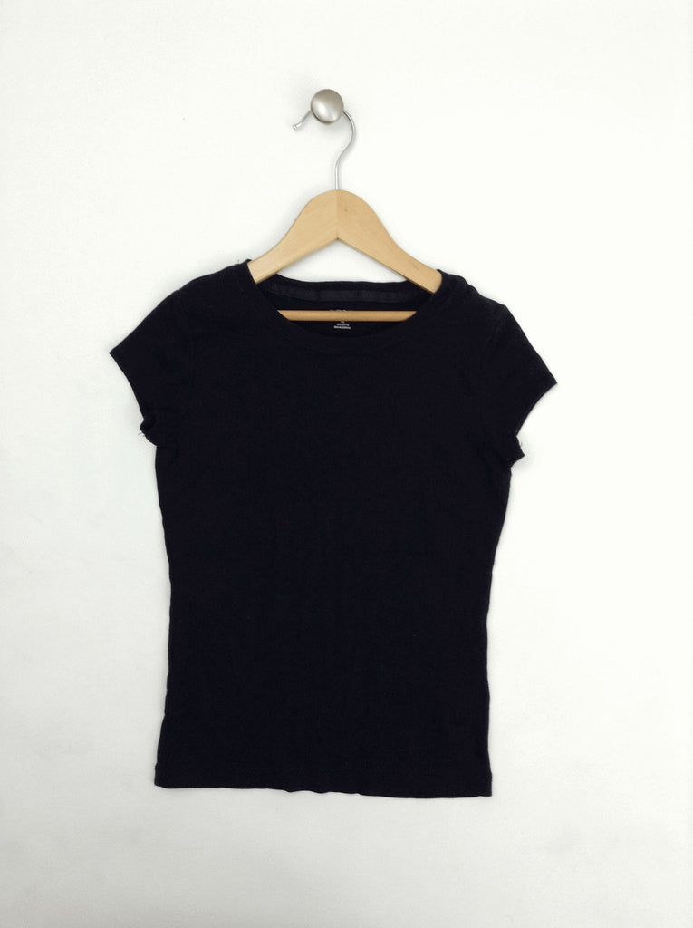 Black T-shirt