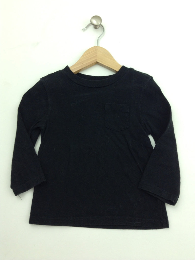 Black T-shirt
