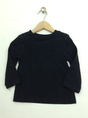 Black T-shirt