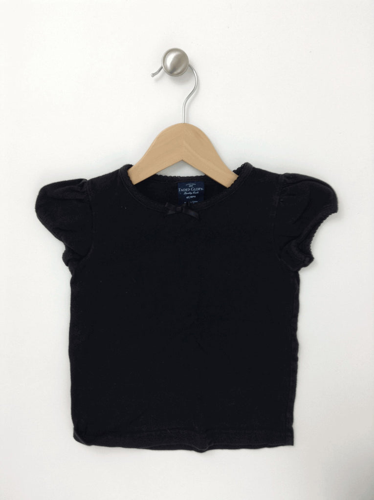 Black T-shirt