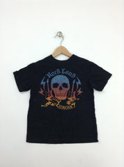 Black T-shirt
