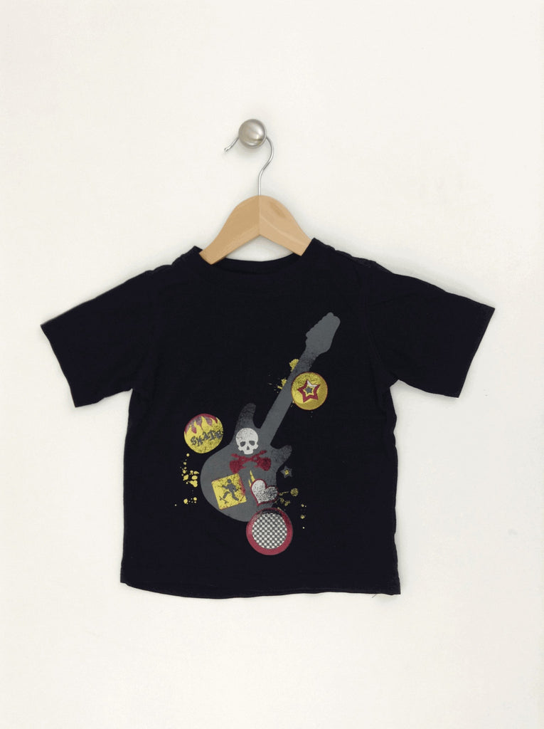 Black T-shirt