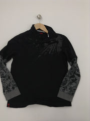 Black T-shirt