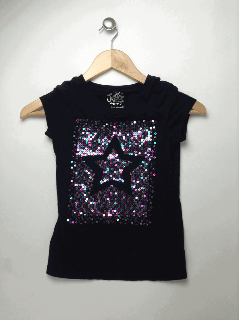 black T-shirt
