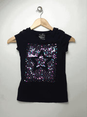 black T-shirt
